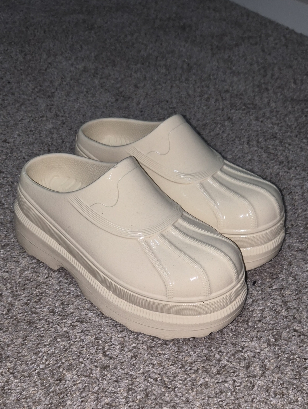 Sorel Women's Cream Platform Clogs - Slip-On Chunky Soles
